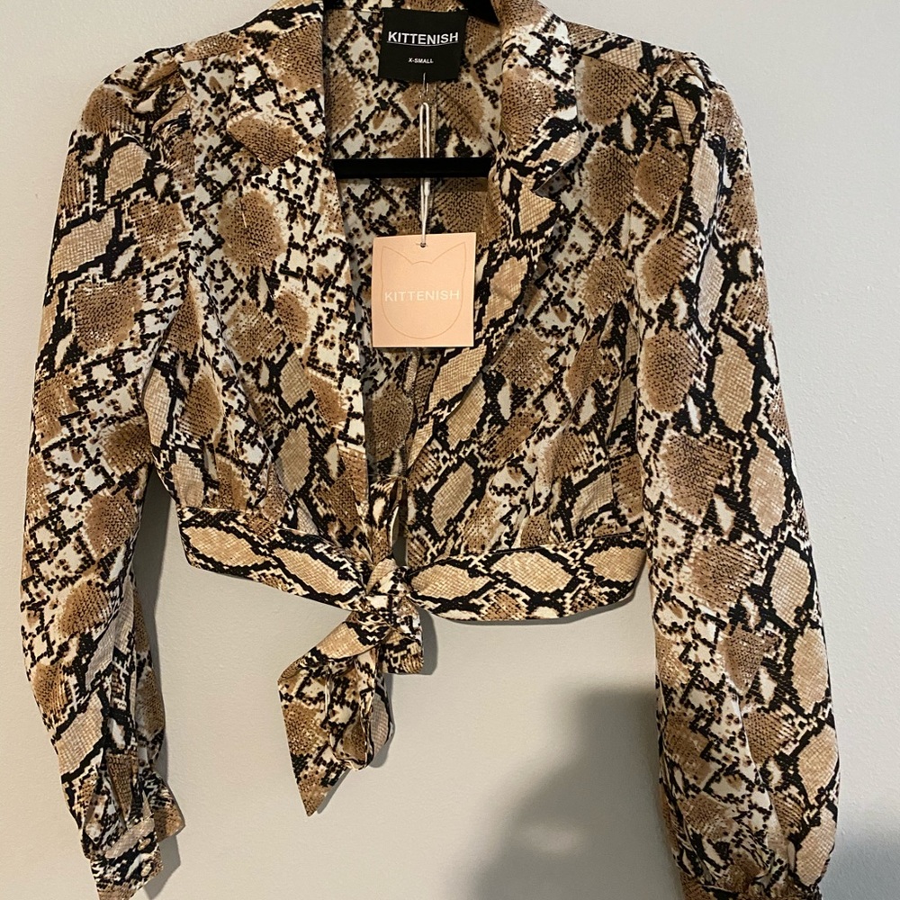 Crop blouse